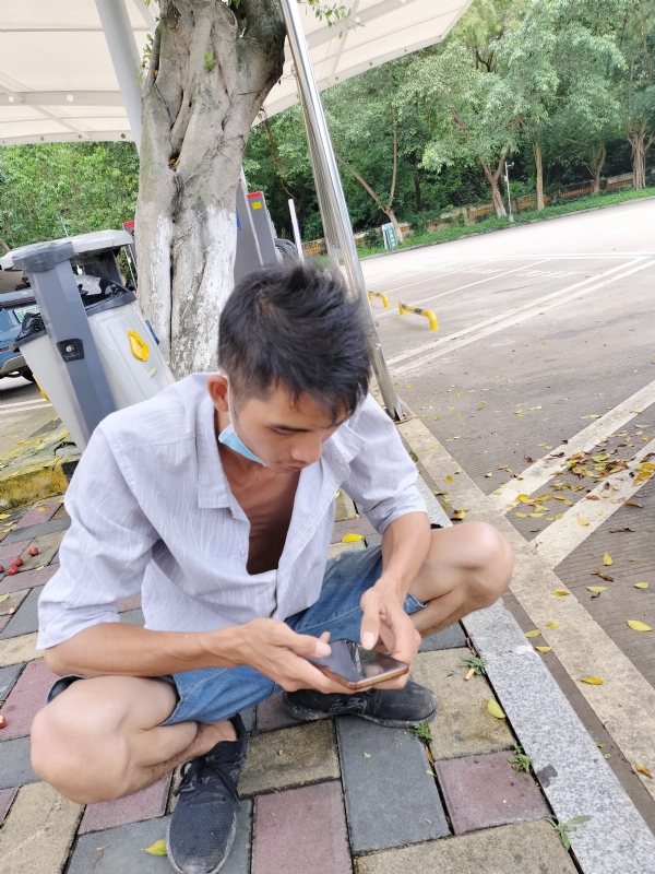 太累了的第一张照片--靖西残疾人相亲网